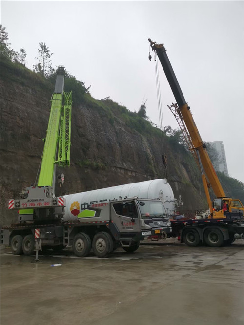 湘阴县“不怕风雨冻”—— 吊车的 “恶劣环境适应” 技术